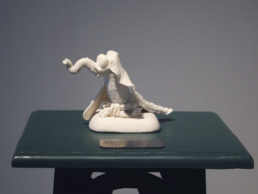 Sculpture ELEPHIBELLULA PLUMATA - L’Éléphibellule plumée