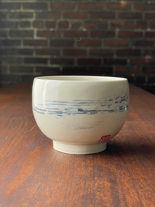 Tasse moyenne sans anse avec estampe (énergie et protection)